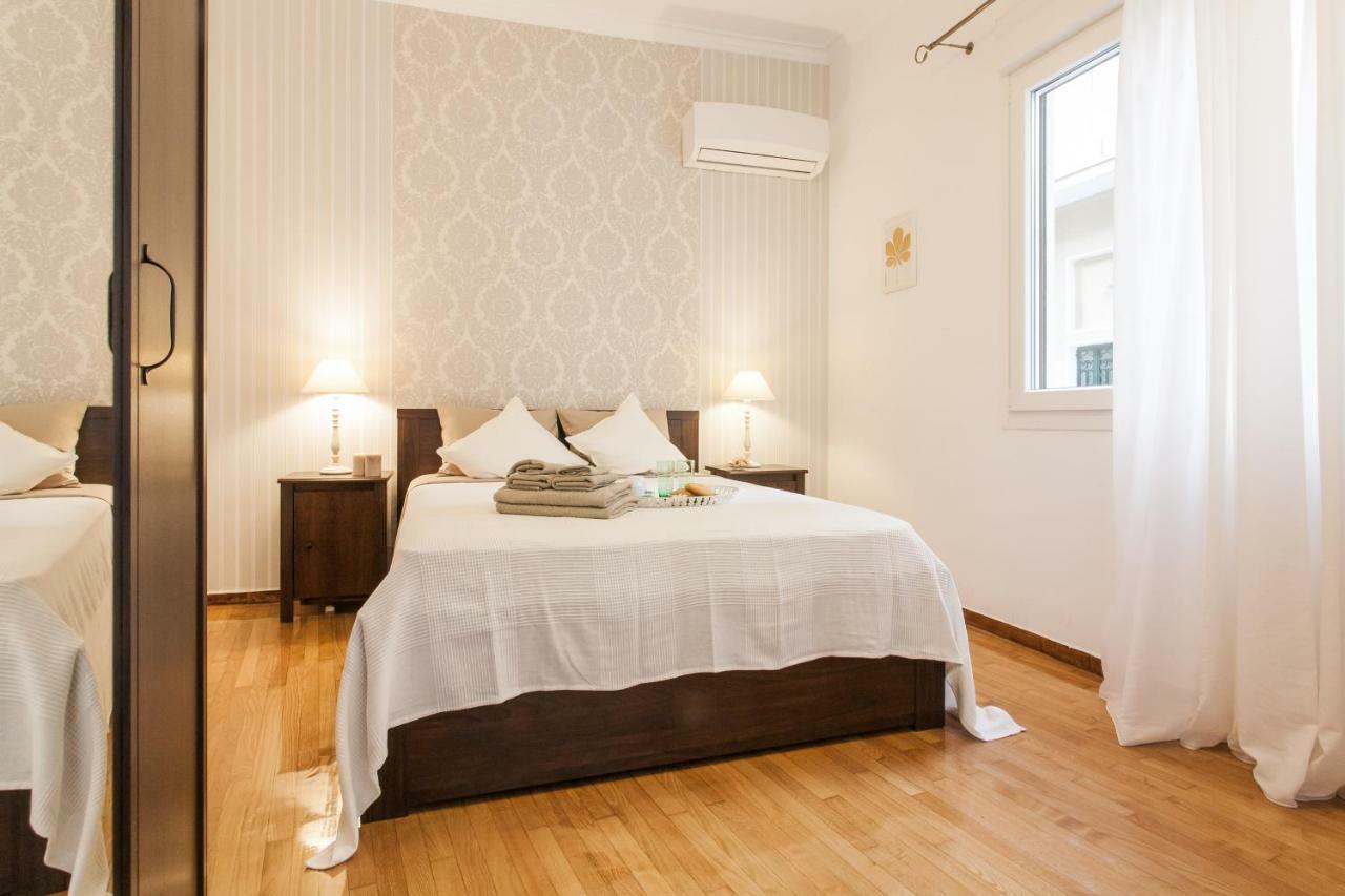 Classy And Stylish Private Apartment At Acropolis Museum Metro Station Atene Esterno foto